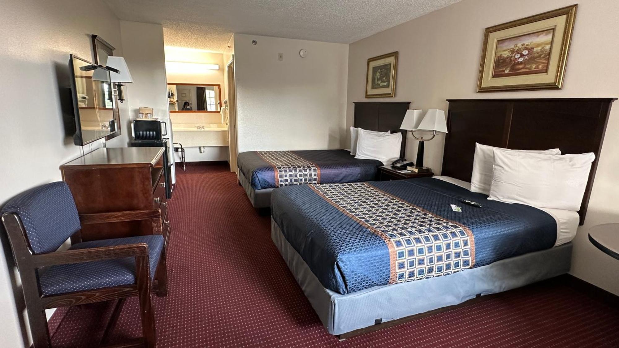 Carom Inn A Travelodge By Wyndham Denham Springs-Baton Rouge Bagian luar foto