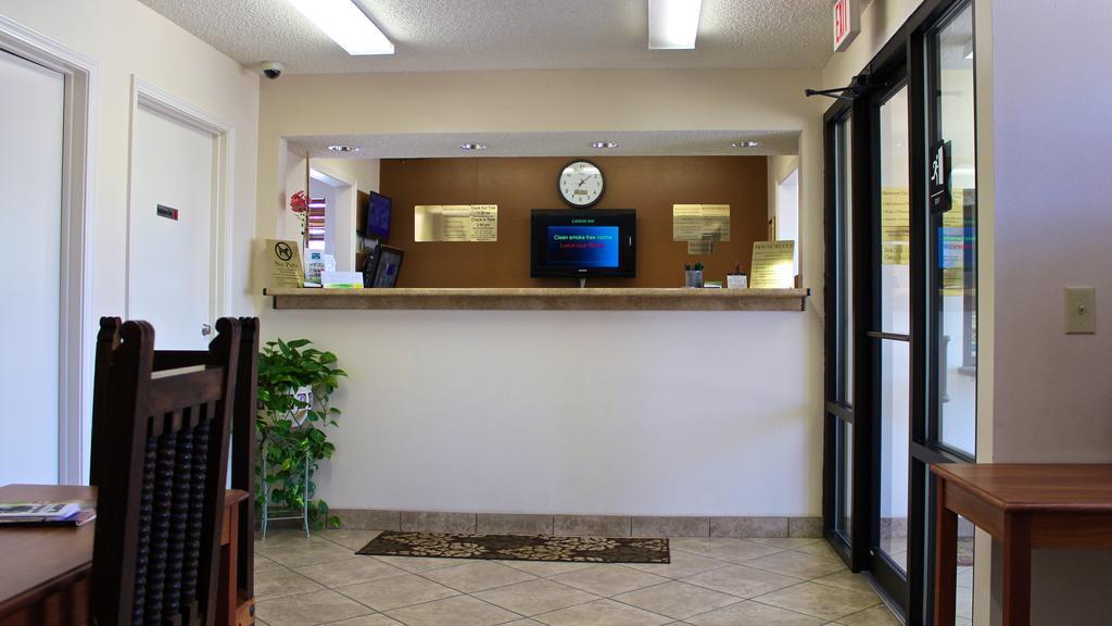 Carom Inn Denham Springs-Batonrouge Bagian luar foto